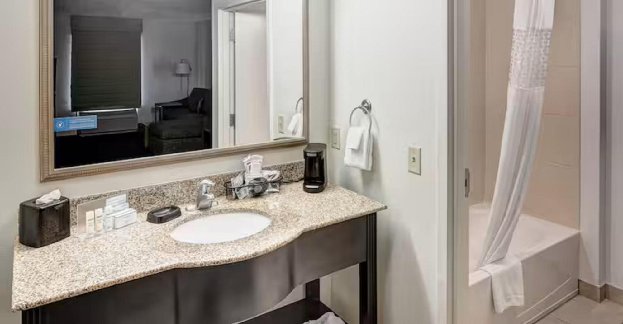 Hampton Inn & Suites Gainesville Downtown Kültér fotó